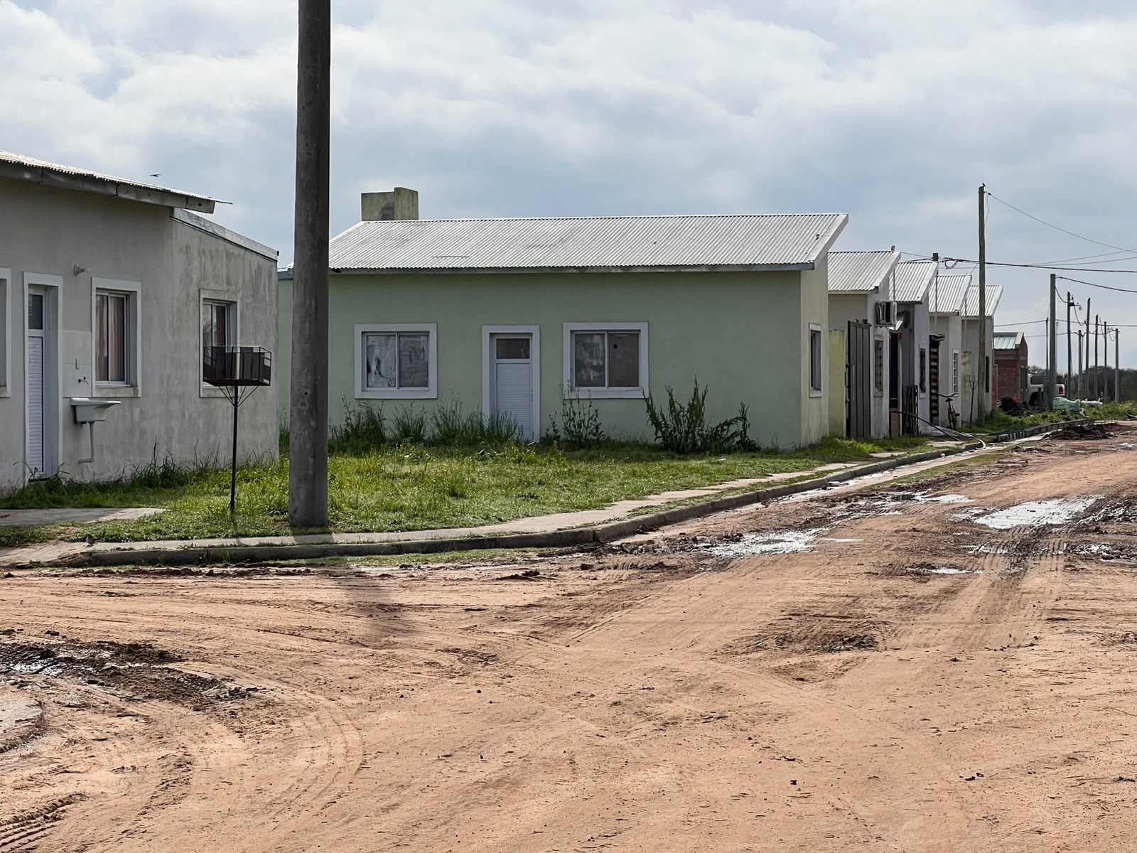 CRECE EL RECLAMO POR LAS CASAS VERDES DEL IAPV